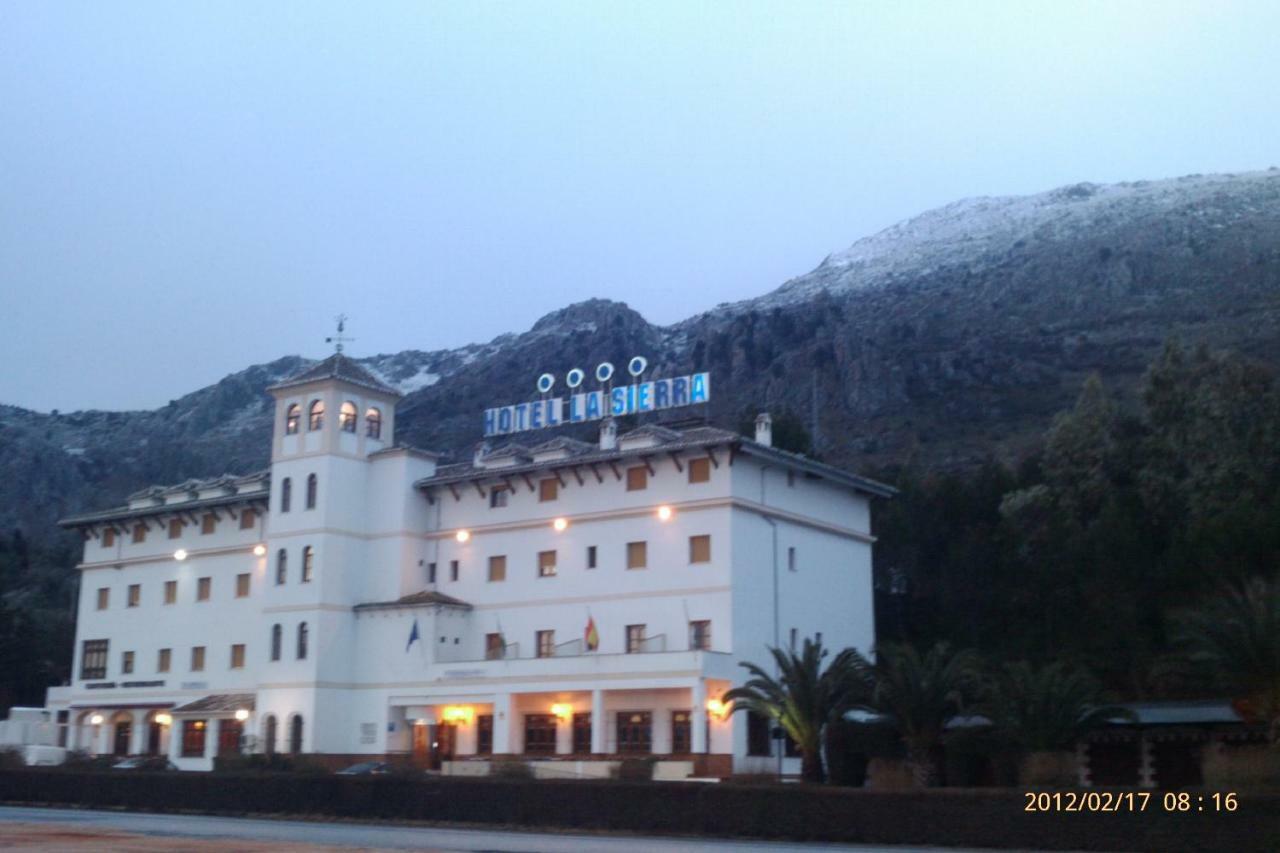 La Sierra Hotel Антекуера Екстериор снимка